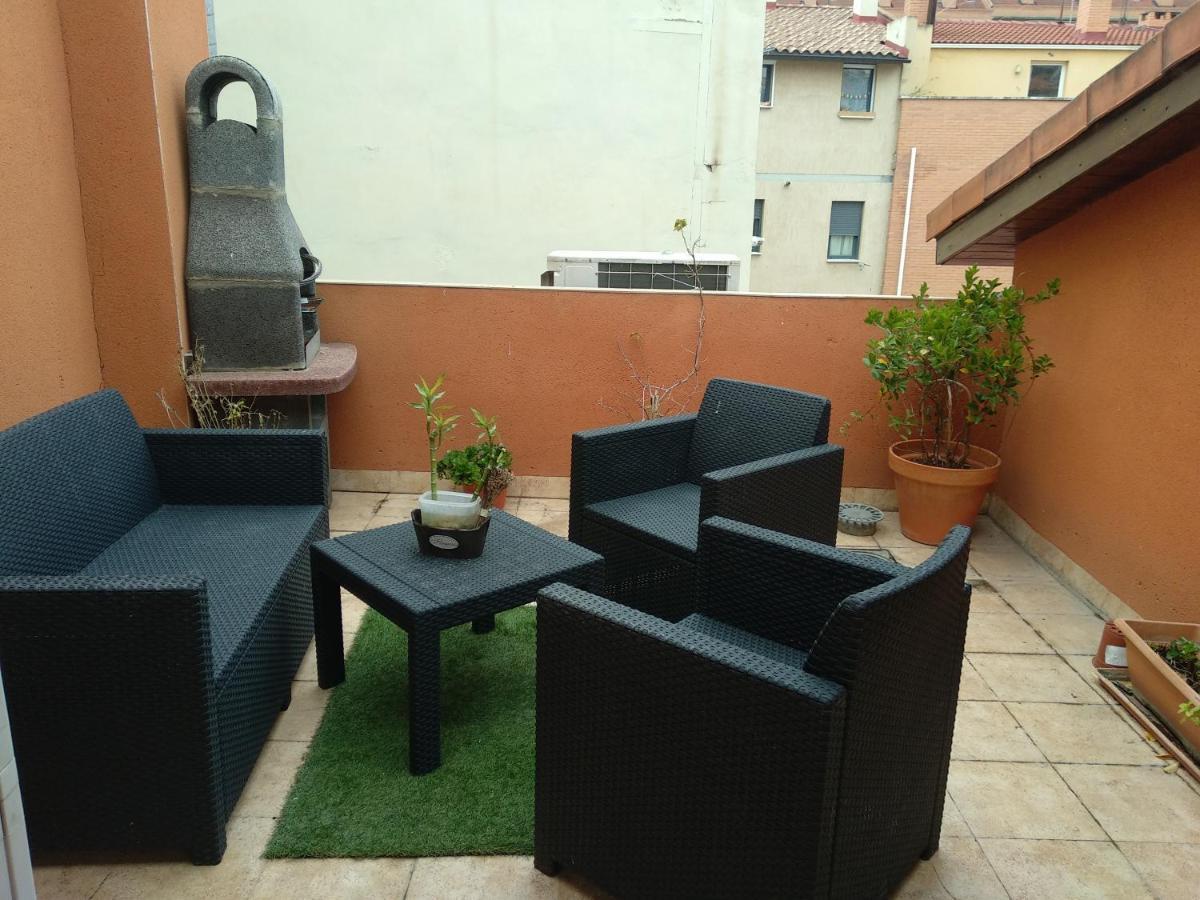 Agustina De Aragon Apartment Zaragoza Exterior photo